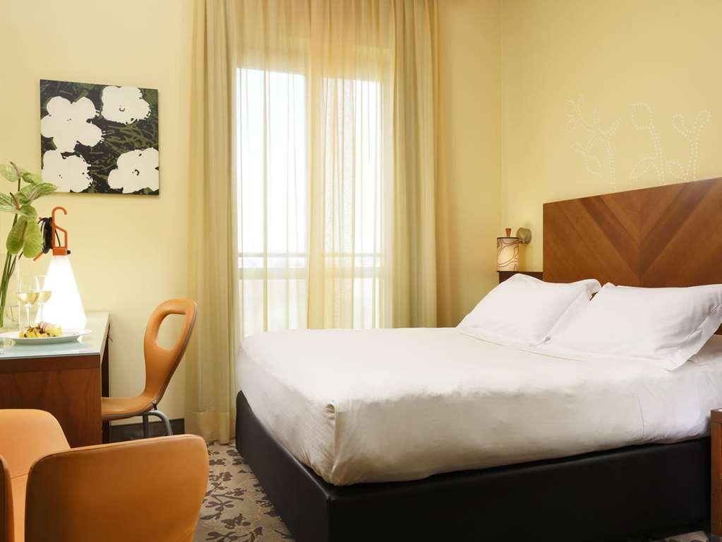 UNAHOTELS Mediterraneo Milano Camera foto