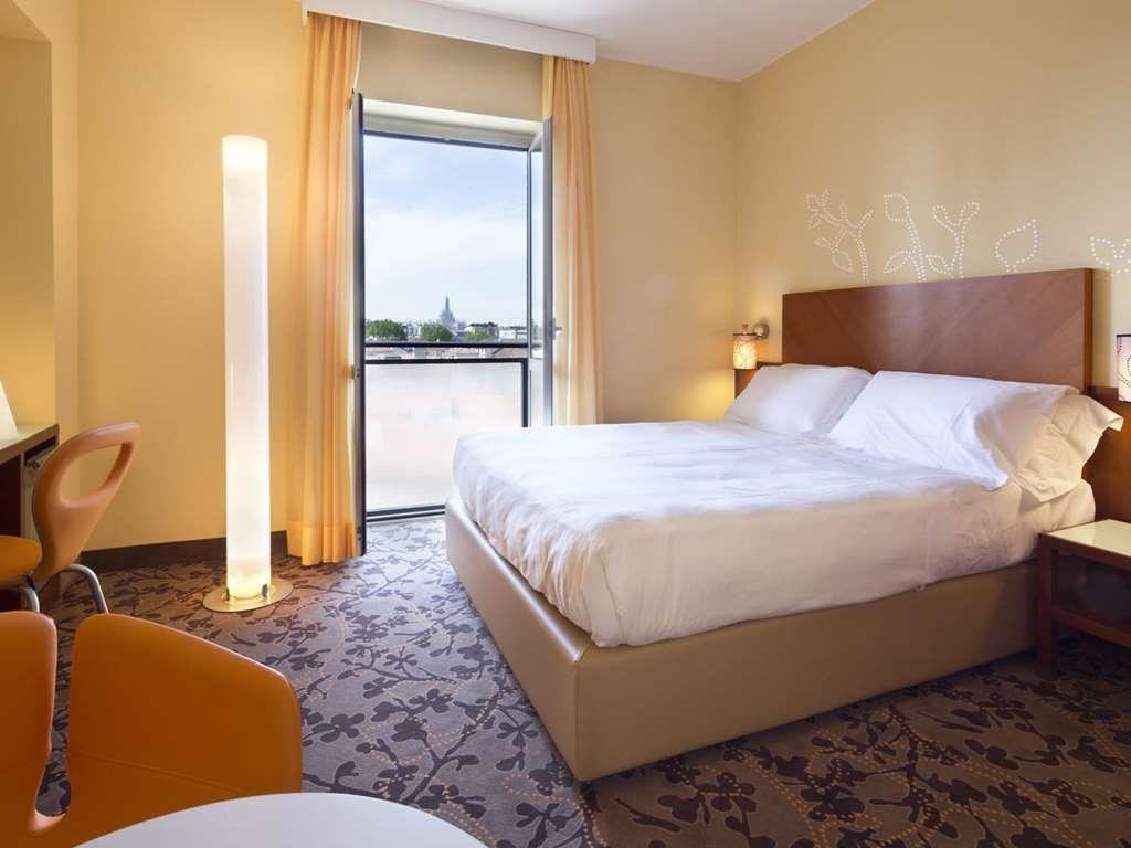 UNAHOTELS Mediterraneo Milano Camera foto