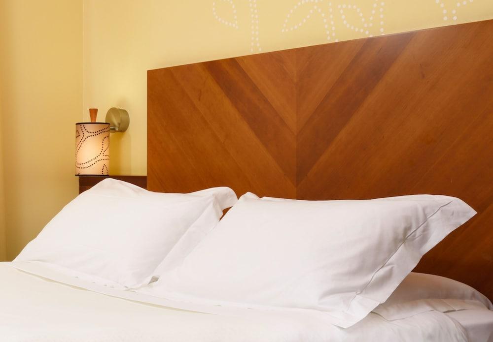 UNAHOTELS Mediterraneo Milano Esterno foto