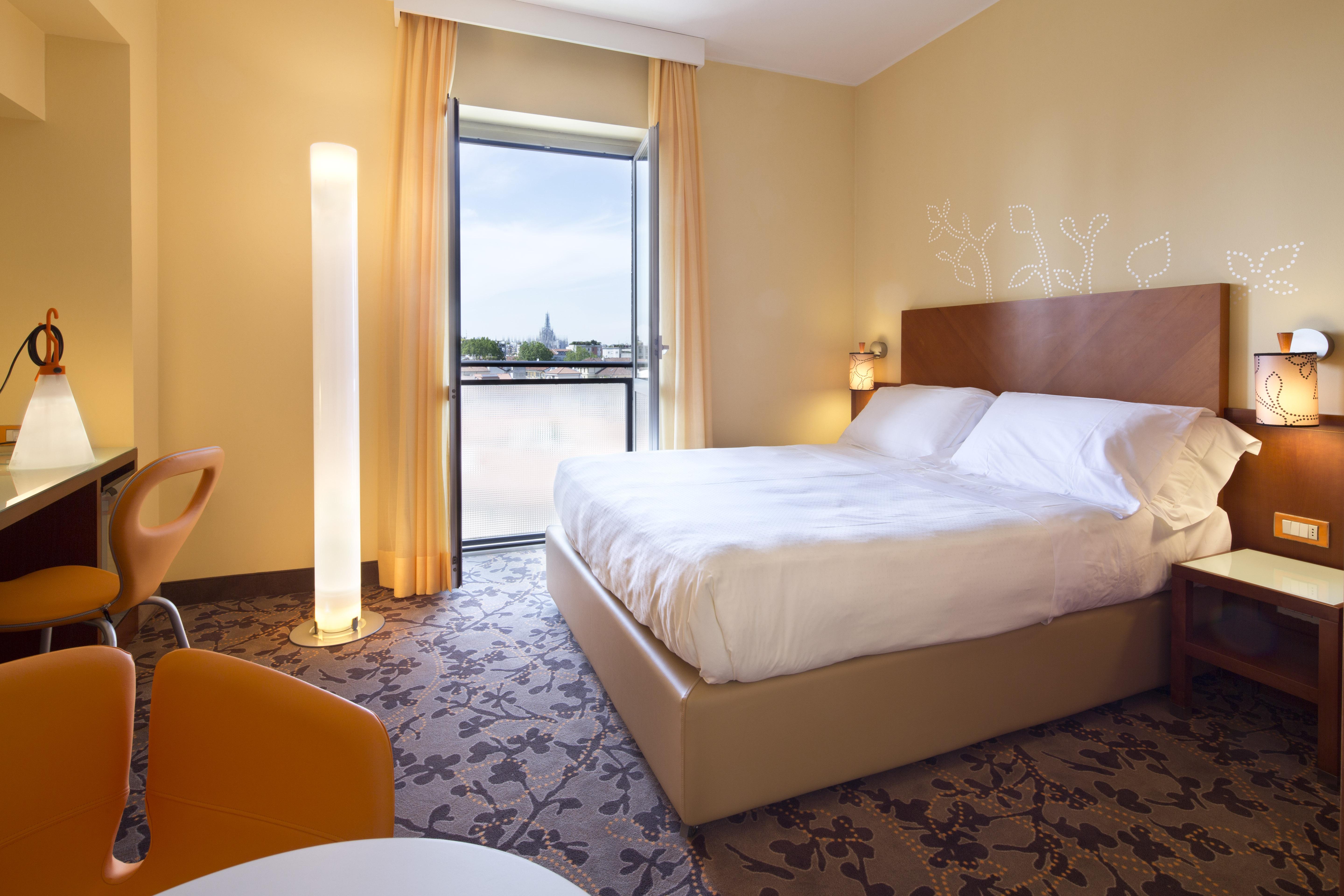 UNAHOTELS Mediterraneo Milano Esterno foto