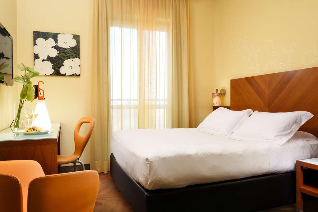 UNAHOTELS Mediterraneo Milano Camera foto