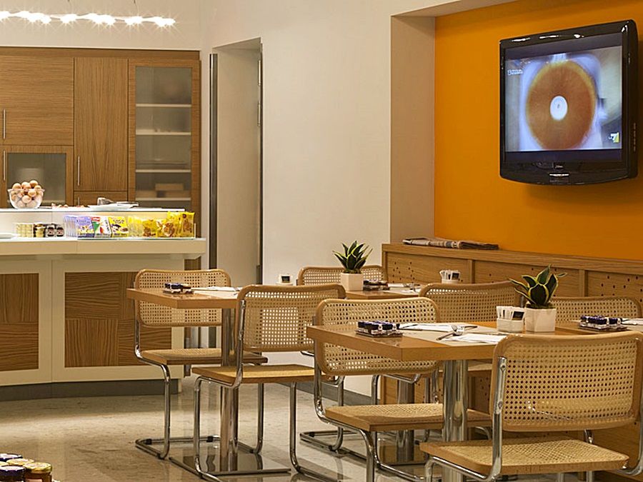 UNAHOTELS Mediterraneo Milano Esterno foto