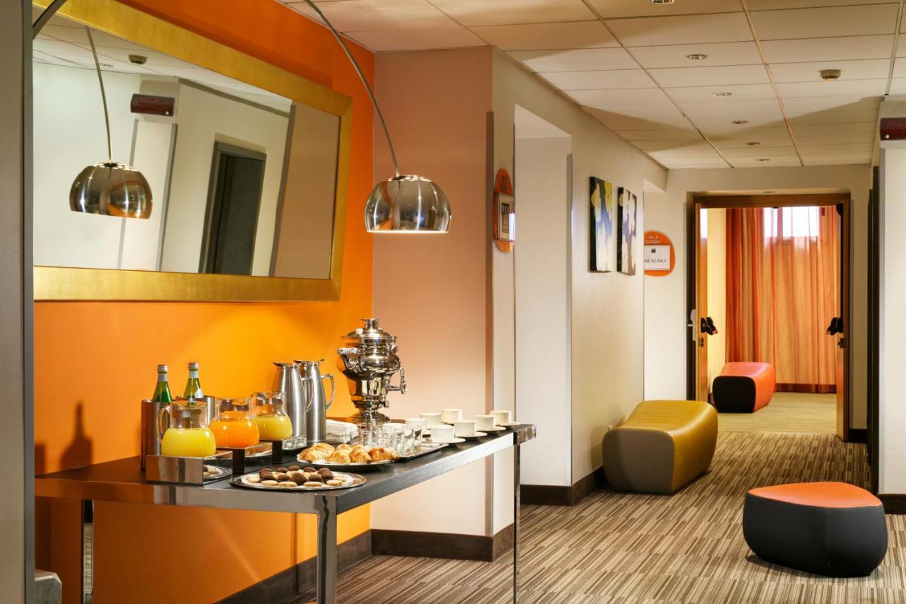 UNAHOTELS Mediterraneo Milano Esterno foto